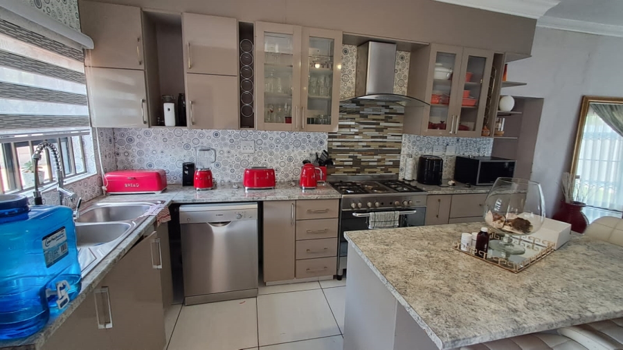4 Bedroom Property for Sale in Parys Free State